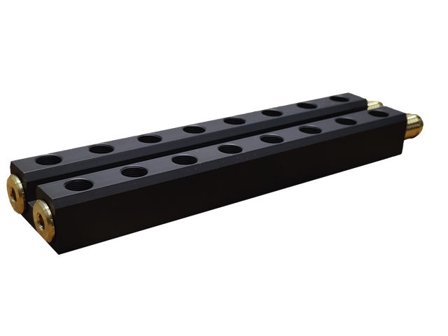 Collettore di alluminio anodizzato IN 1/2" 10 OUT 3/8" senza raccordi