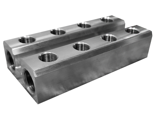 Collettore in acciaio inox IN 1/2" 4 OUT 3/8" senza raccordi